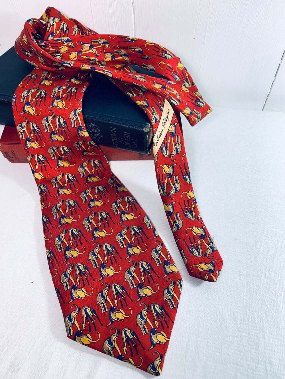 Salvatore Ferragamo 100% Silk Tie Elephant,Giraffe ,lionesSafari Made in Italy